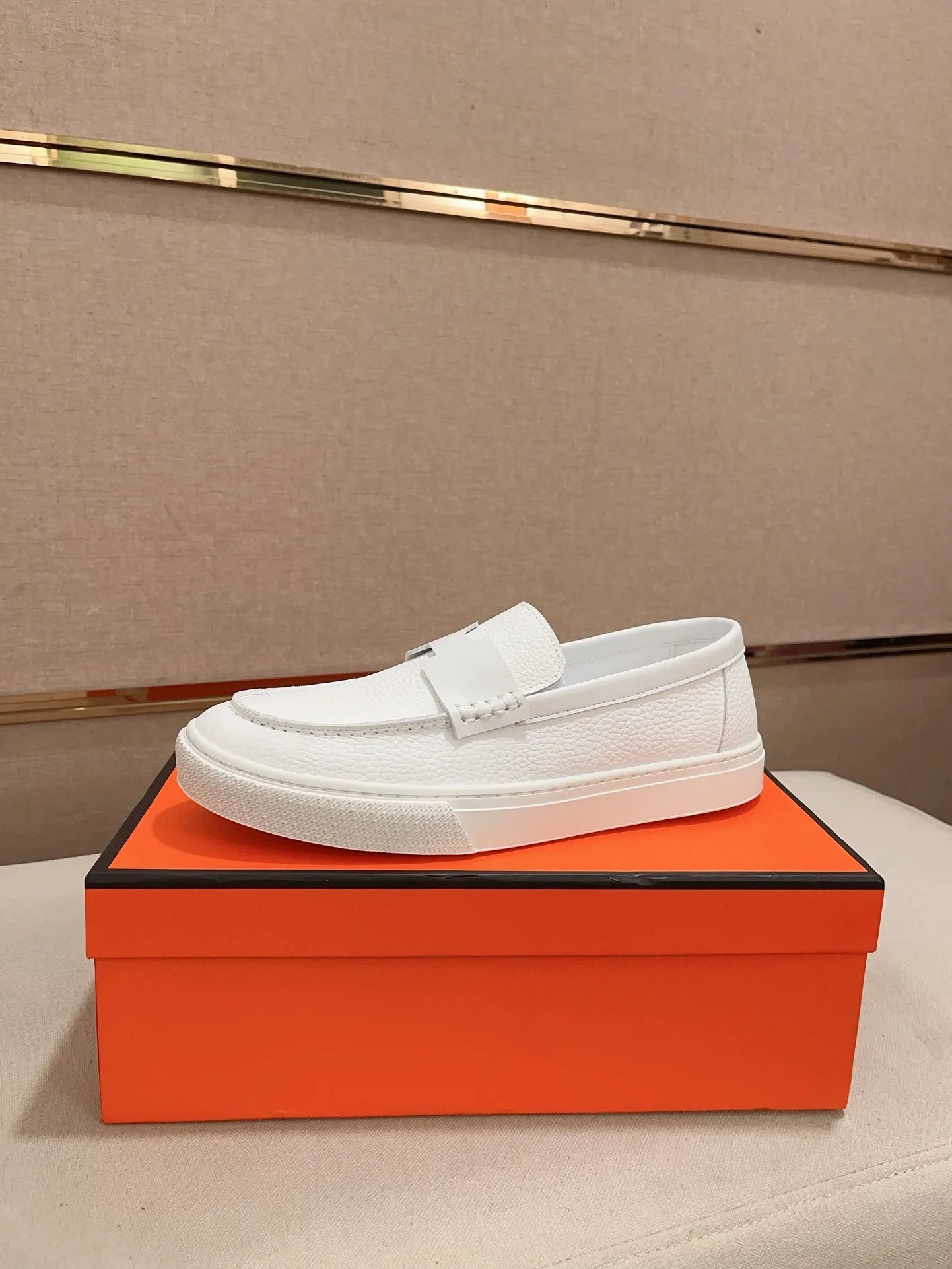 Men's clothing and shoes💰: 400💰《HERMES》【Classic Original Version】Hermès; Top 🔝 Purchasing Agency 🔍🔍Latest 🇺🇸Sold simultaneously at counters, original imported from Italy ▲▲Cow leather▲ ▲Exquisite workmanship (Italian 🇮🇹imported water-dyed 🐂cowhide lining) sole: original sole provided by the original factory, ⚠️exclusive double-layer activity·TPR·rubber·combined molded outsole; Code number: 36-46